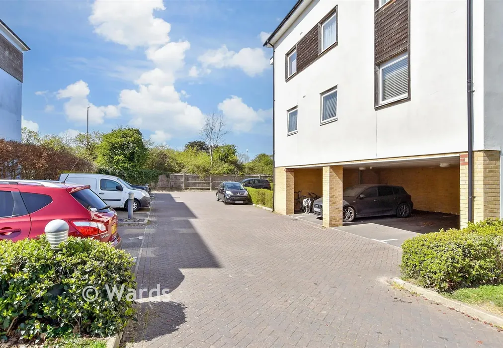 Driveway/Parking - Olympia Way, Whitstable, Kent - Wards of Kent