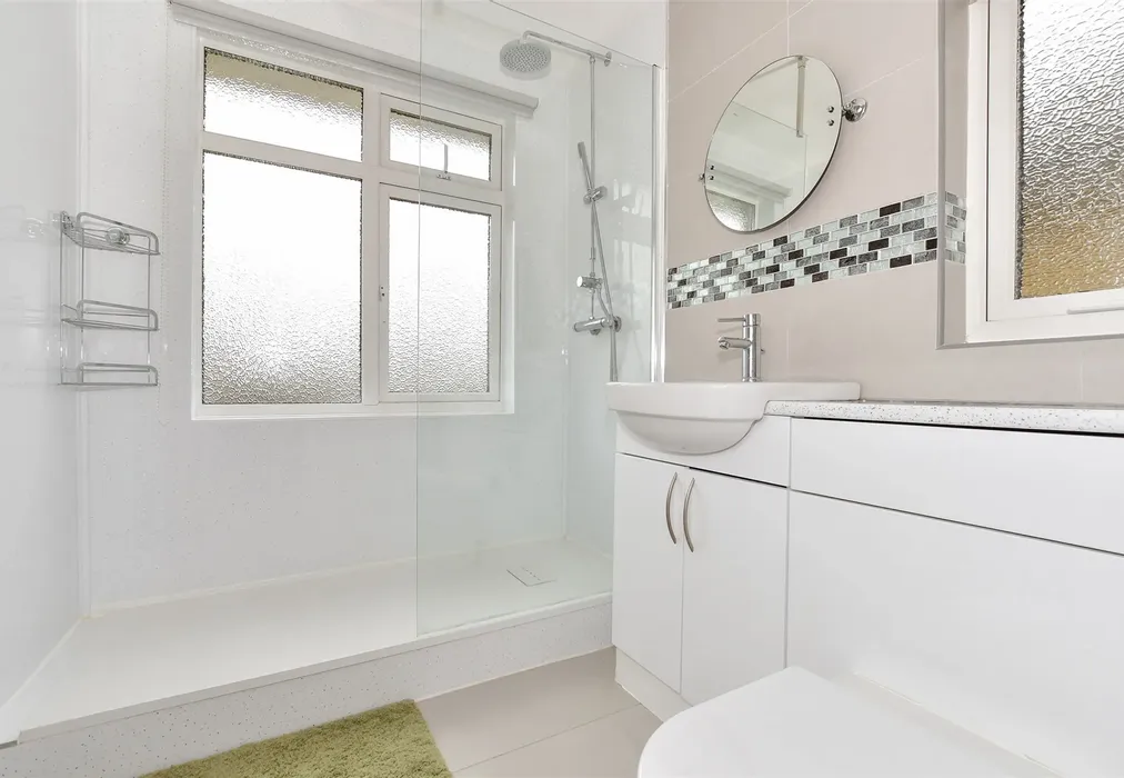 Shower Room - Westover Road, Broadstairs, Kent - Wards of Kent