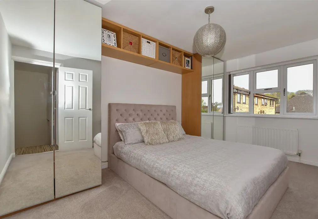 Bedroom 1 - Blacksmith Drive, Weavering, Maidstone, Kent - Wards of Kent