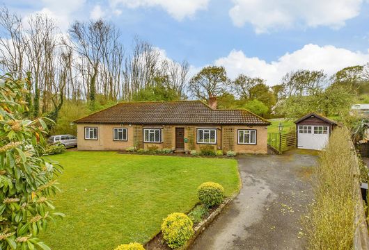 Tinkerpot Lane, West Kingsdown, Sevenoaks, Kent - Wards of Kent