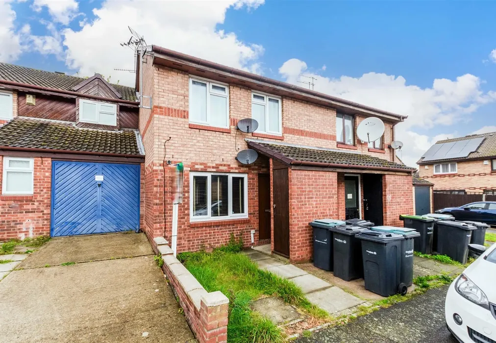 Front Web - Maypole Road, Gravesend, Kent - Wards of Kent