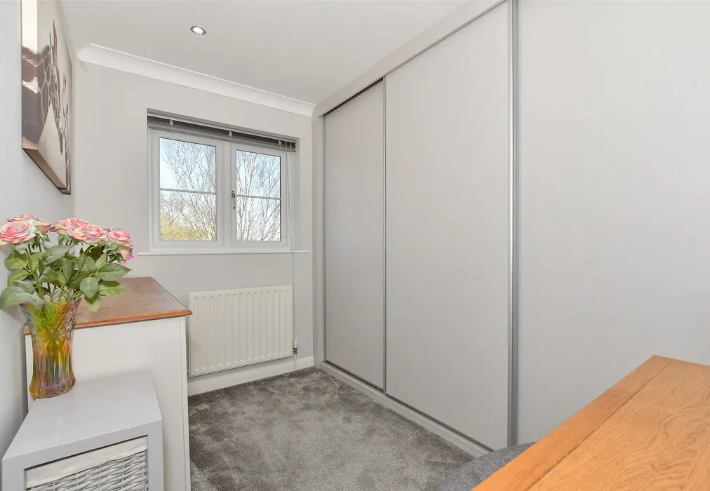 Bedroom 4 - St. Mary's Meadow, Wingham, Canterbury, Kent - Wards of Kent