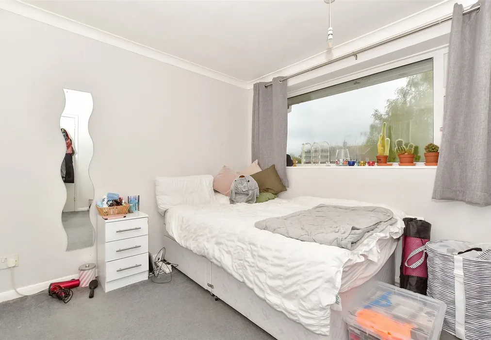 Bedroom 2 - Fletcher Road, Staplehurst, Tonbridge, Kent - Wards of Kent