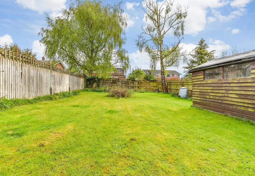 Rear Garden - Fletcher Road, Staplehurst, Tonbridge, Kent - Wards of Kent