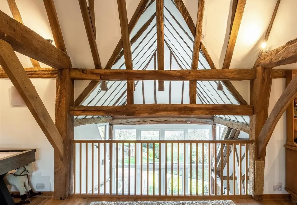 Mezzanine - Salmans Lane, Penshurst, Tonbridge, Kent - Wards of Kent