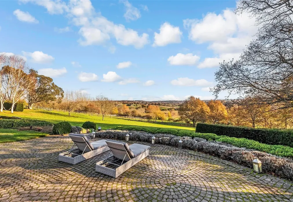 Rear View - Salmans Lane, Penshurst, Tonbridge, Kent - Wards of Kent