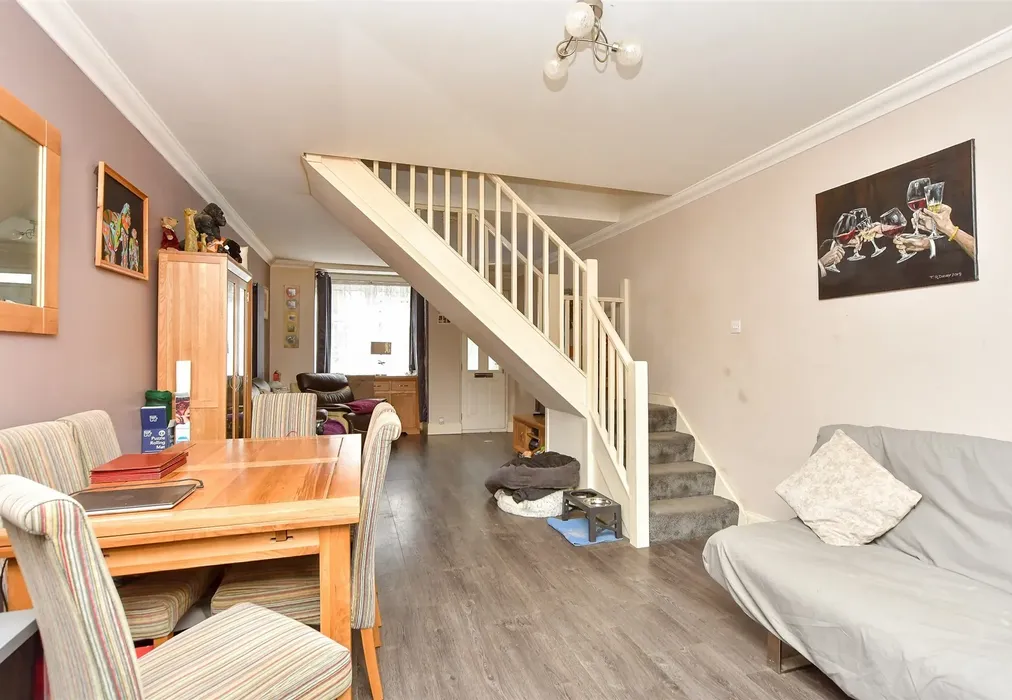 Lounge/Diner - Suffolk Road, Gravesend, Kent - Wards of Kent