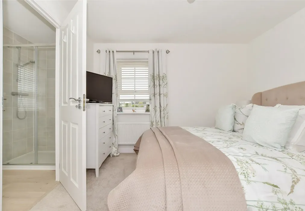 Bedroom 1 - Whitfield, Whifield, Dover, Kent - Wards of Kent