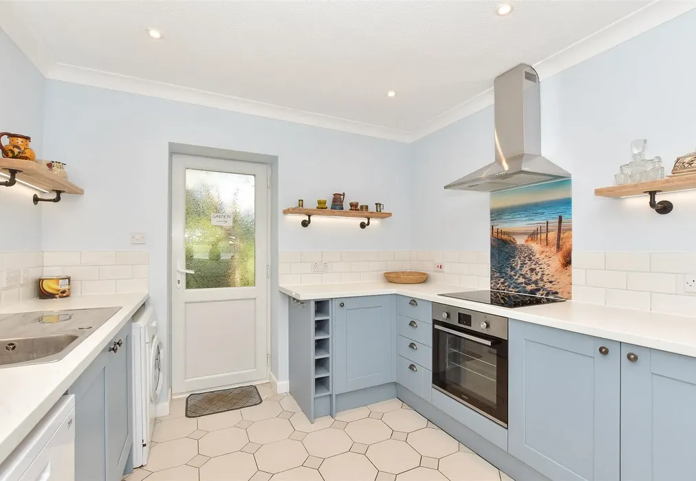 Annexe Kitchen/Diner - Hythe Road, Dymchurch, Romney Marsh, Kent - Wards of Kent