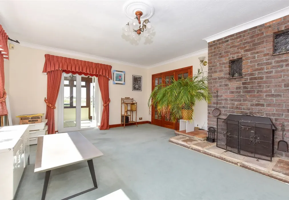 Lounge - Hythe Road, Dymchurch, Romney Marsh, Kent - Wards of Kent