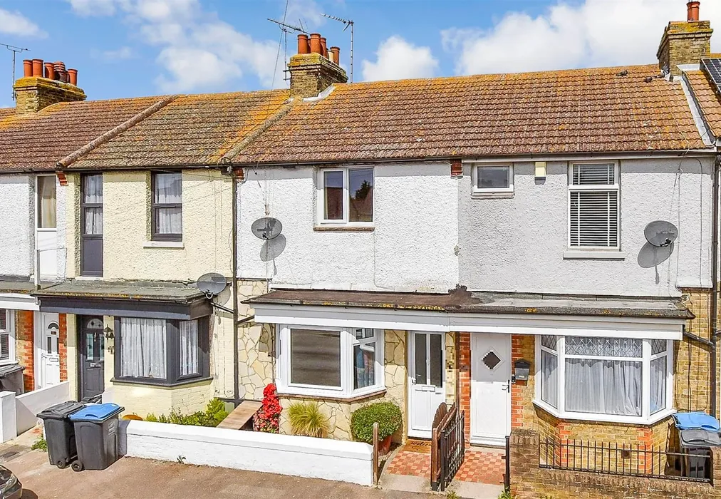 Front - Victoria Avenue, St. Peters, Broadstairs, Kent - Wards of Kent