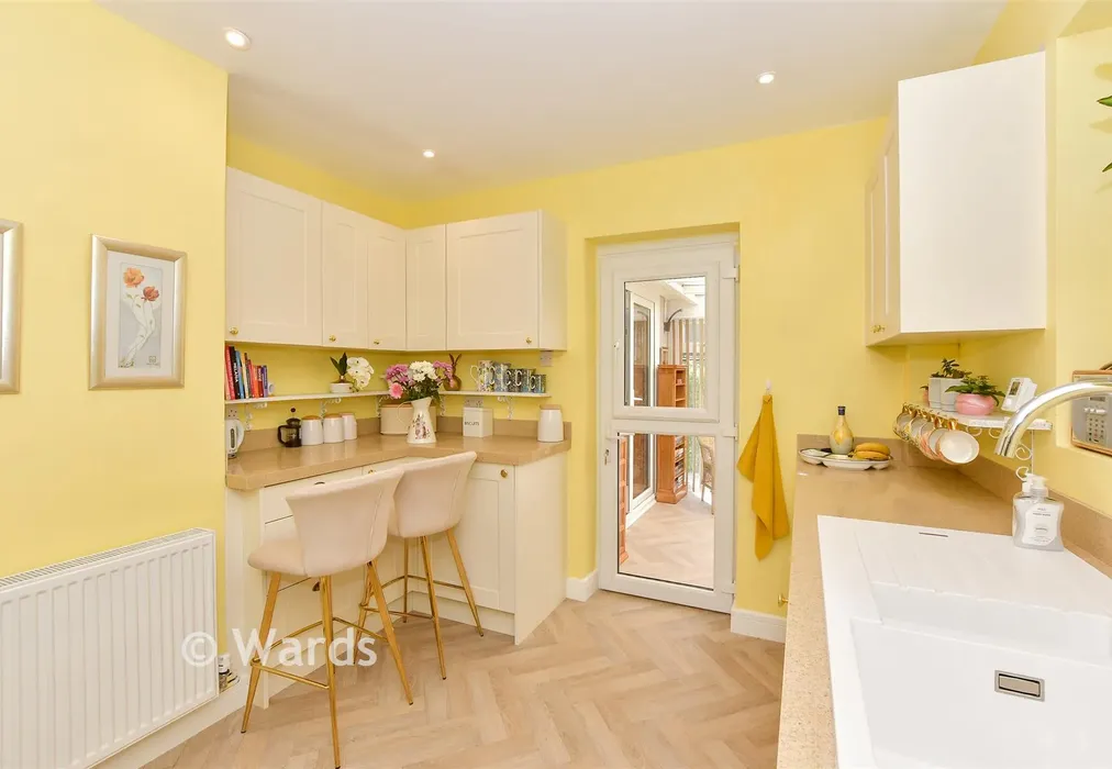 Breakfast Area - Rolfe Lane, New Romney, Kent - Wards of Kent