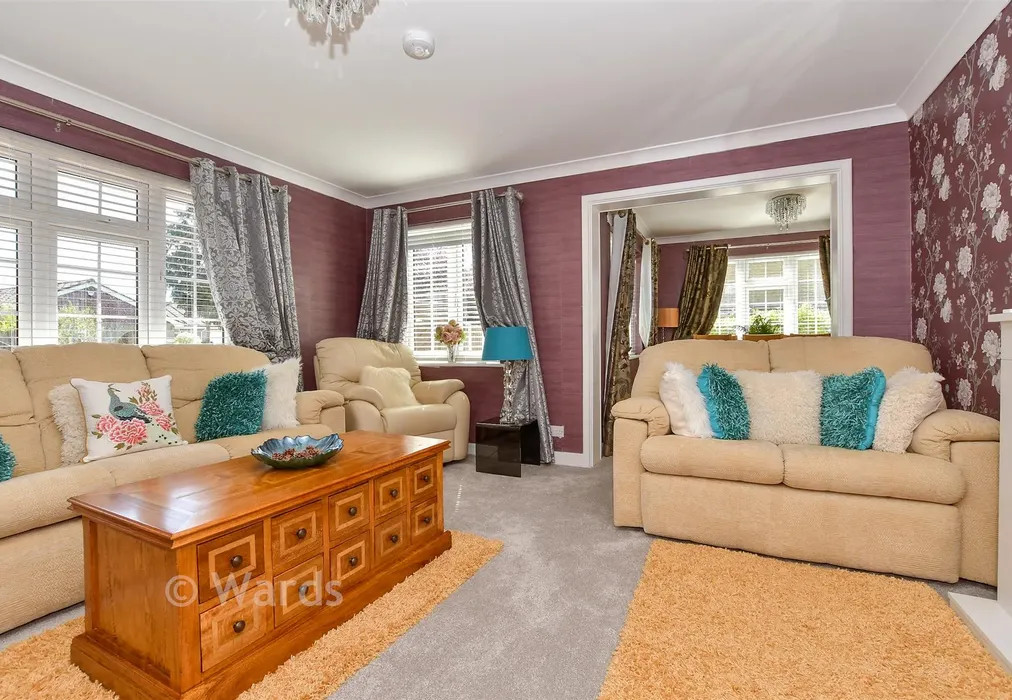 Lounge - Rolfe Lane, New Romney, Kent - Wards of Kent