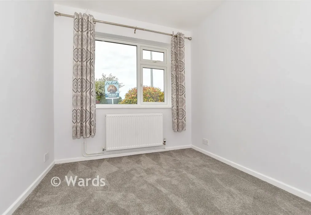 Bedroom 2 - Greenhill Gardens, Minster, Ramsgate, Kent - Wards of Kent