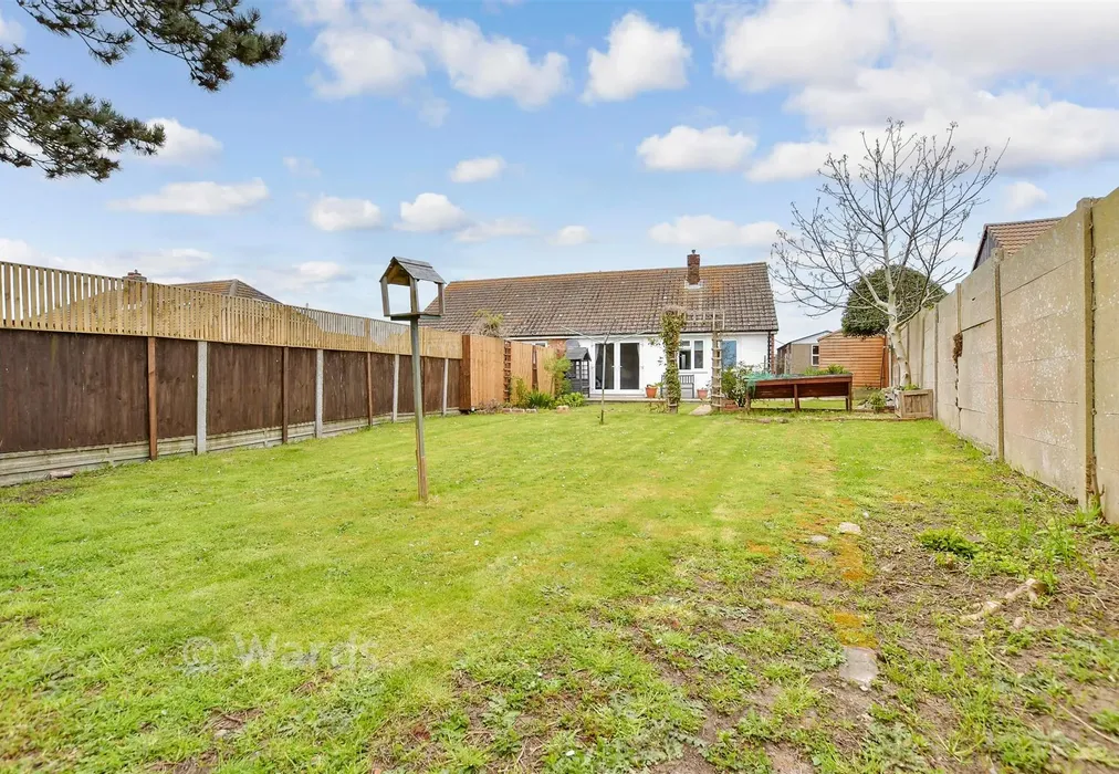 Rear Garden - Greenhill Gardens, Minster, Ramsgate, Kent - Wards of Kent