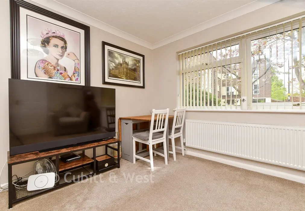 Living Room - Dale Road, Purley, Surrey - Wards of Kent
