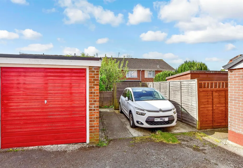 Garage - Crofton Close, Waterlooville, Hampshire - Wards of Kent