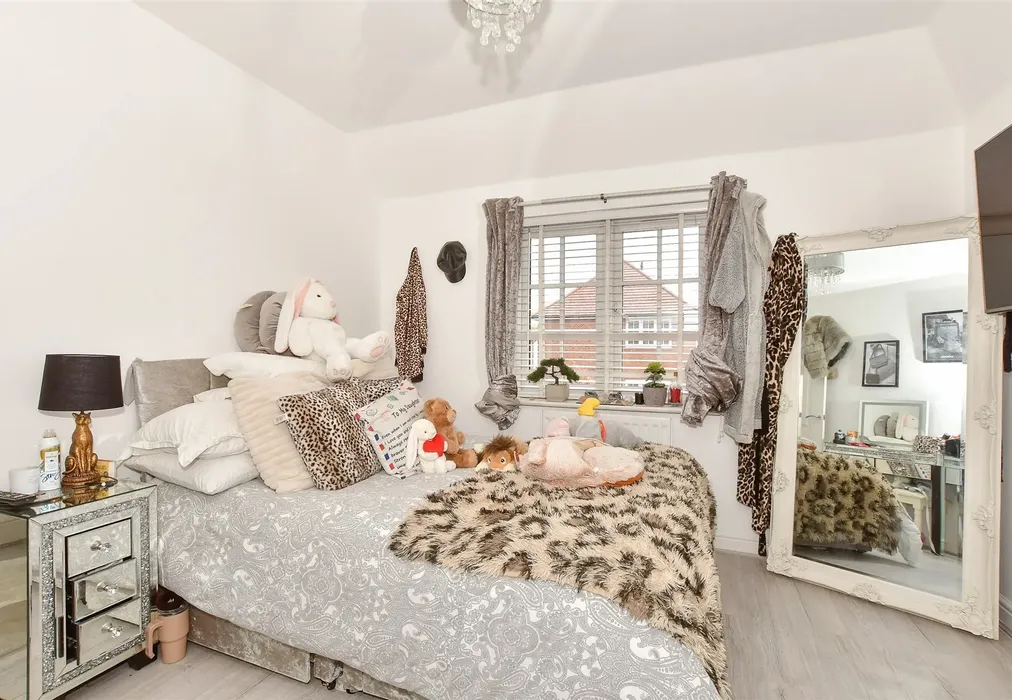 Bedroom 2 - Cooper Drive, Herne Bay, Kent - Wards of Kent