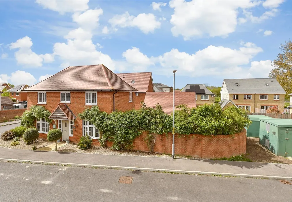 External (Brochure) - Cooper Drive, Herne Bay, Kent - Wards of Kent