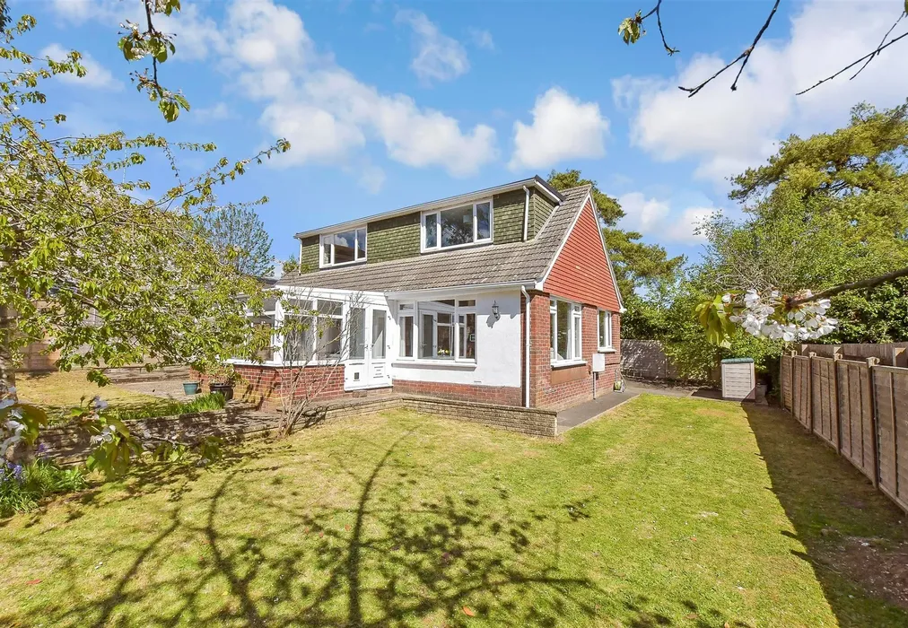 Ext Web 1 - Green Lane, Clanfield, Waterlooville, Hampshire - Wards of Kent