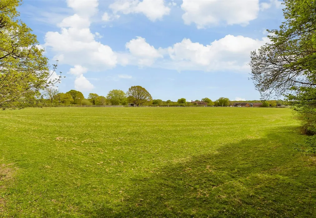 Views To Side - Harbourne Lane, High Halden, Ashford, Kent - Wards of Kent