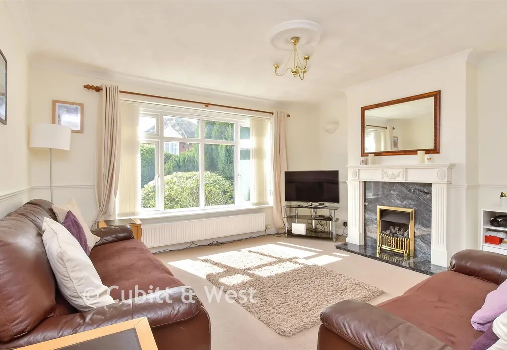 Lounge - Downland Road, Woodingdean, Brighton, East Sussex - Wards of Kent
