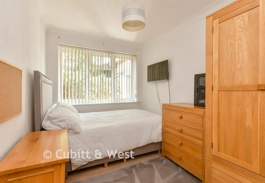 Bedroom 3 - Downland Road, Woodingdean, Brighton, East Sussex - Wards of Kent