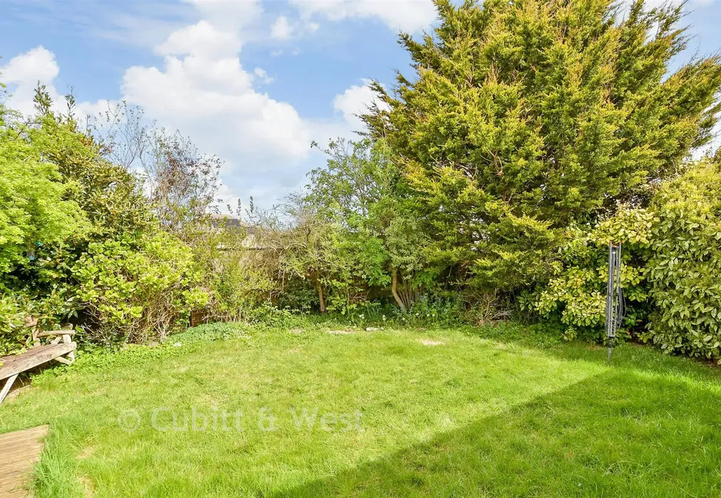 Rear Garden - Downland Road, Woodingdean, Brighton, East Sussex - Wards of Kent