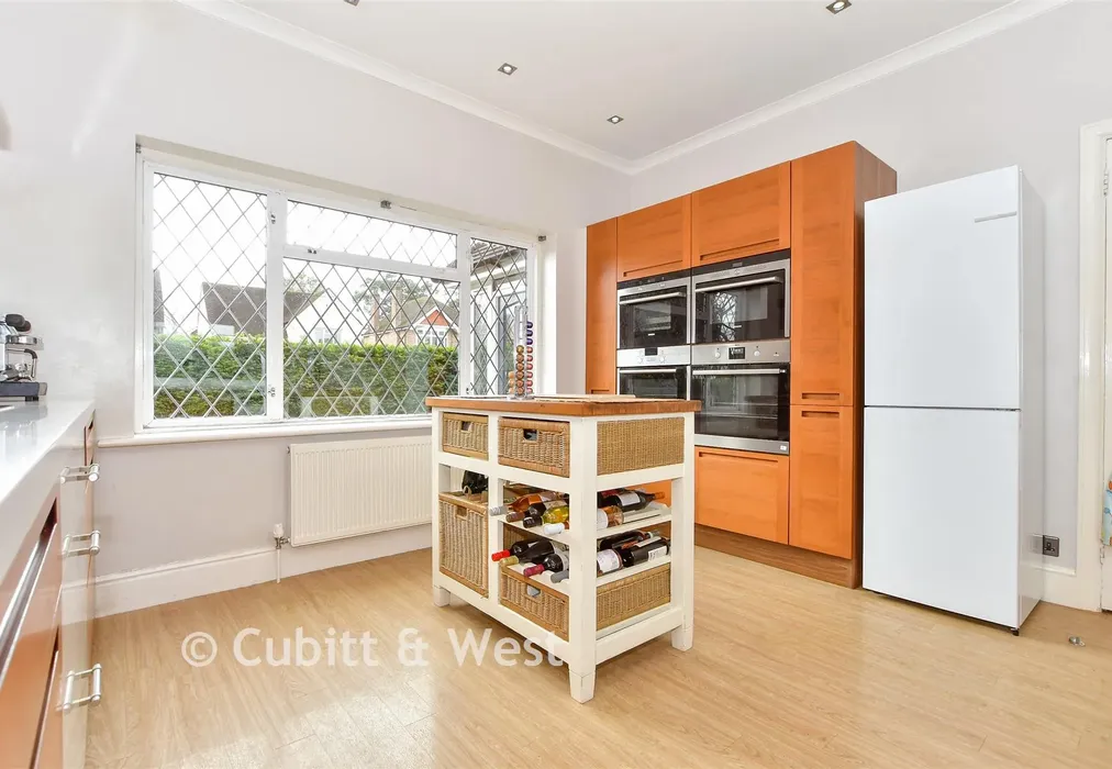 Kitchen/Breakfast Room - Parklands Avenue, Bognor Regis, West Sussex - Wards of Kent