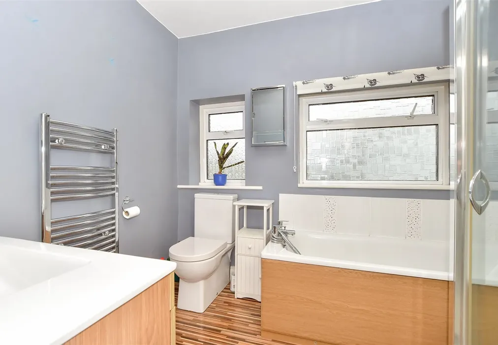 Bathroom - Parklands Avenue, Bognor Regis, West Sussex - Wards of Kent