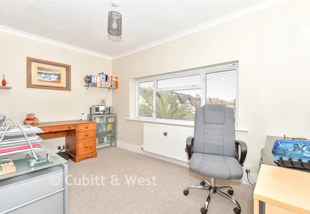 Bedroom 4 - Parklands Avenue, Bognor Regis, West Sussex - Wards of Kent