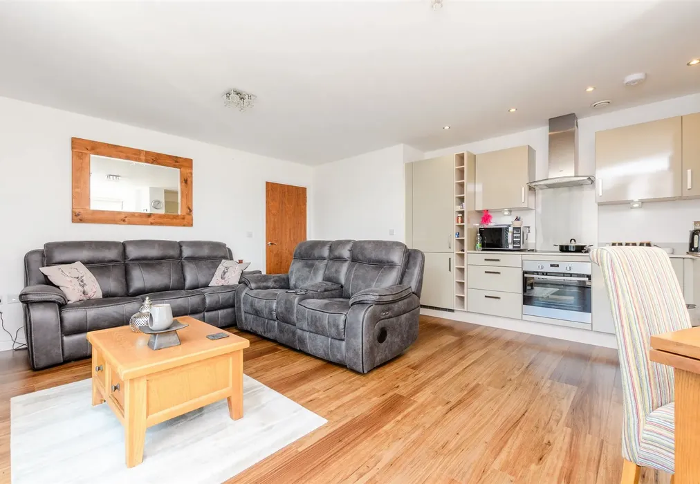 Lounge/Diner - Pearl Lane, Gillingham, Kent - Wards of Kent