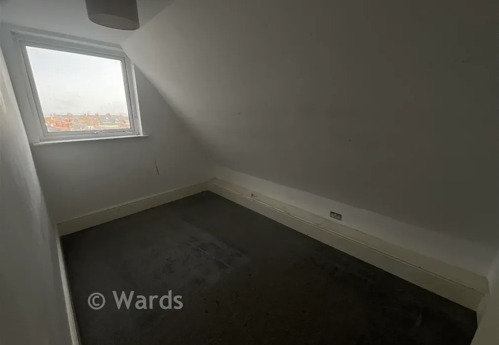 Bedroom - Queens Road, Broadstairs, Kent - Wards of Kent