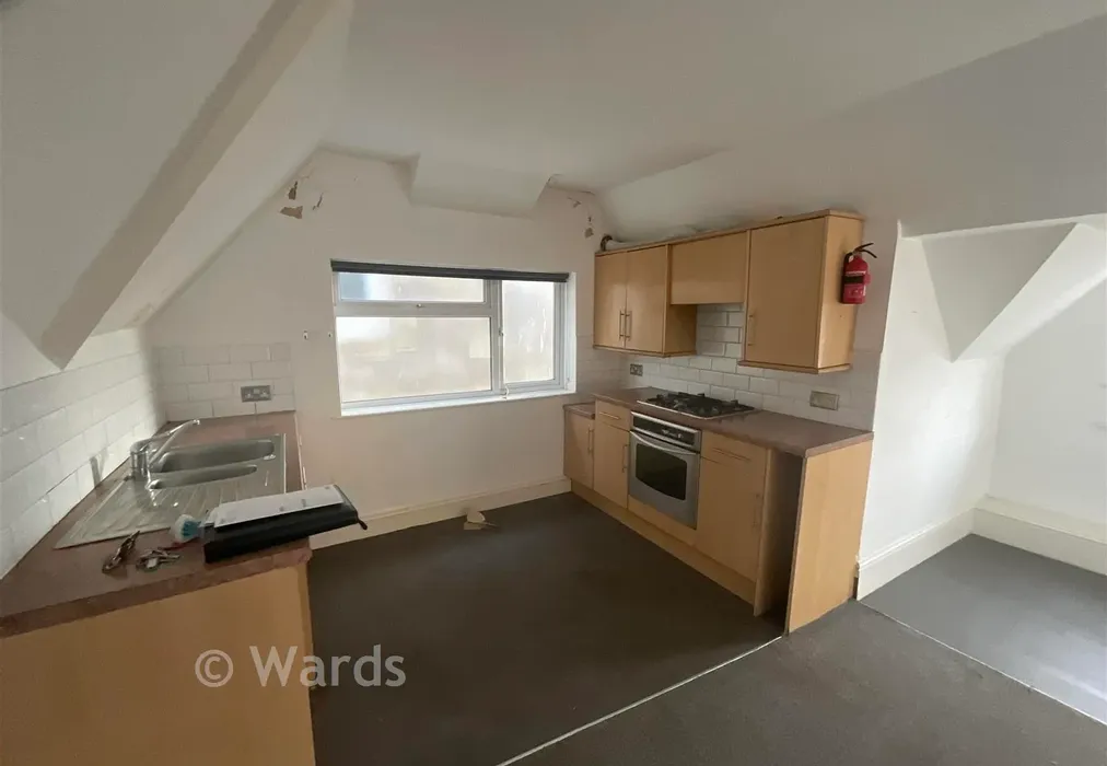 Kitchen - Queens Road, Broadstairs, Kent - Wards of Kent