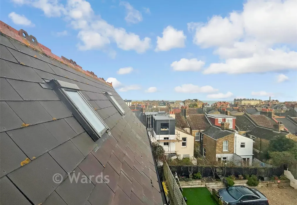 Sea View - Queens Road, Broadstairs, Kent - Wards of Kent