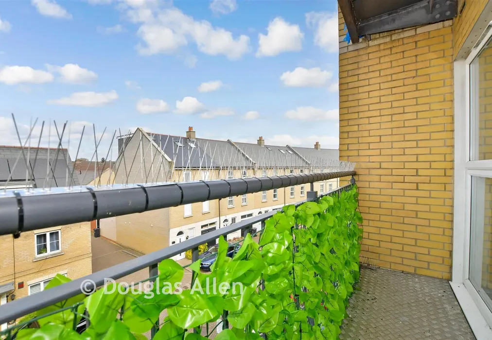 Balcony / Terrace - Monarch Way, Ilford, Essex - Wards of Kent