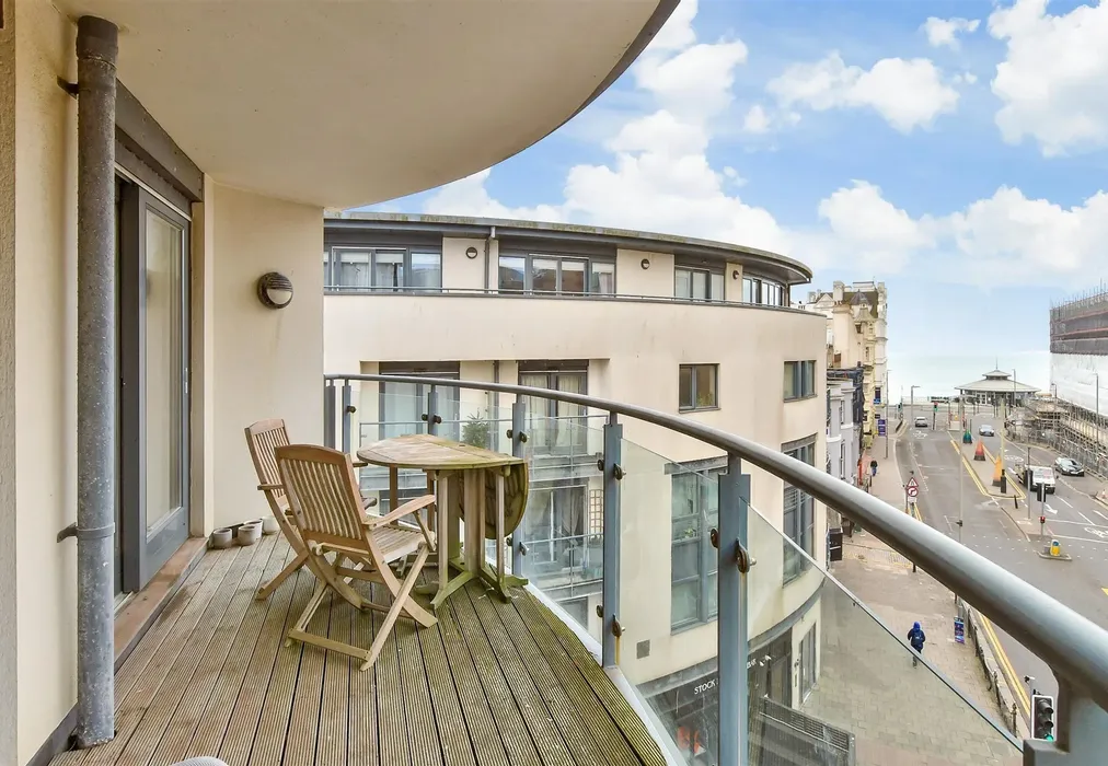 Balcony / Terrace - West Street, Brighton, East Sussex - Wards of Kent