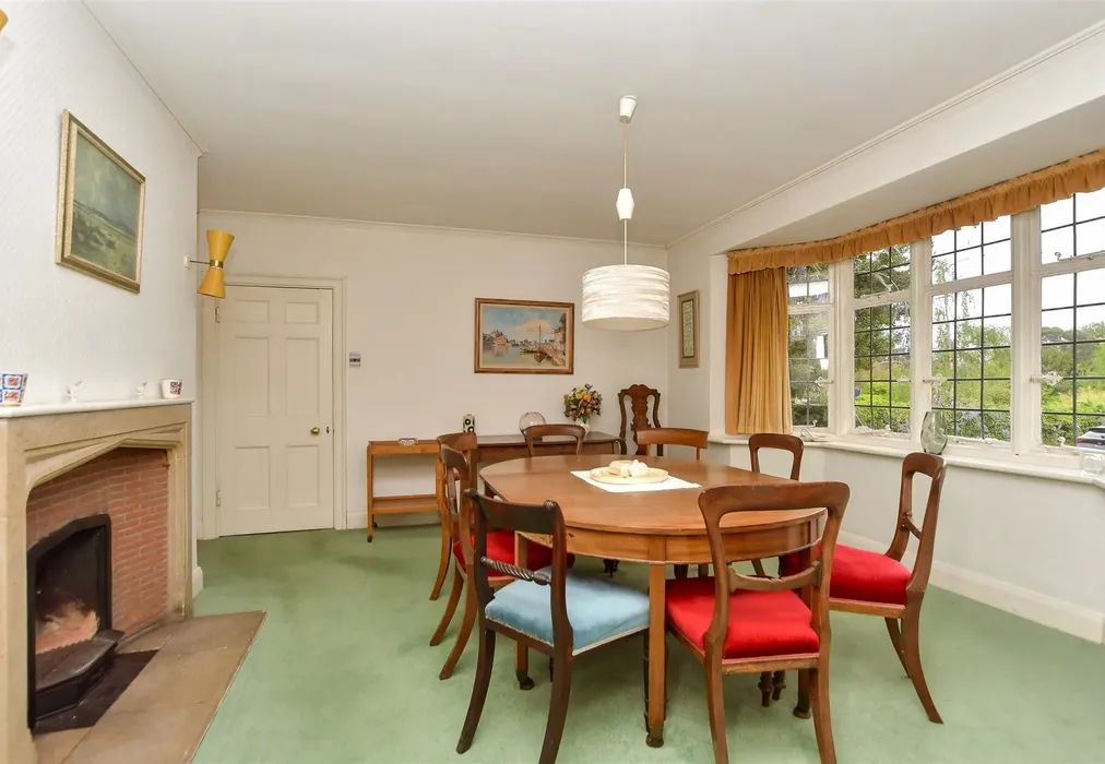 Dining Room - The Street, Hartlip, Sittingbourne, Kent - Wards of Kent