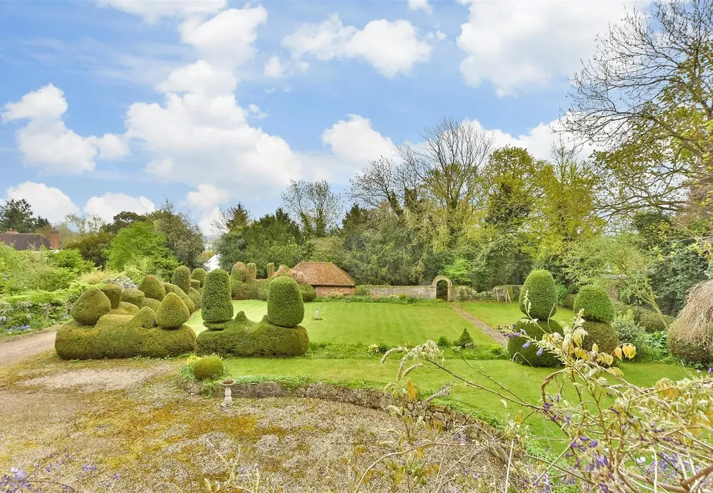 Views To Front - The Street, Hartlip, Sittingbourne, Kent - Wards of Kent