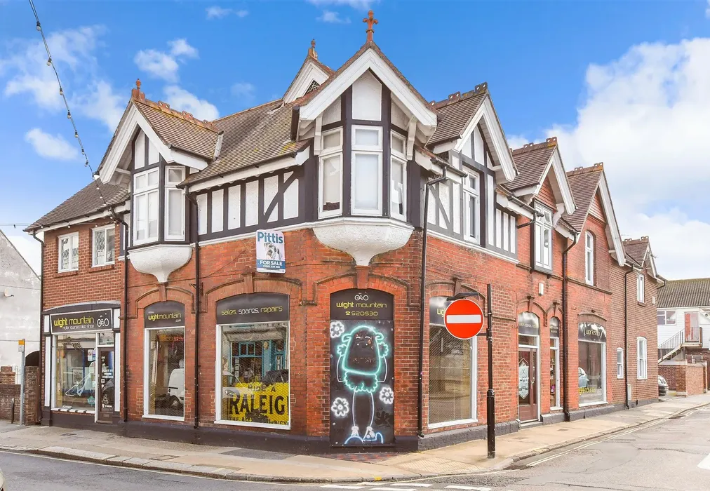 External (Web) - St. James Street, Newport, Isle of Wight - Wards of Kent