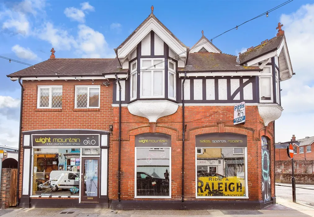 External (Web) - St. James Street, Newport, Isle of Wight - Wards of Kent