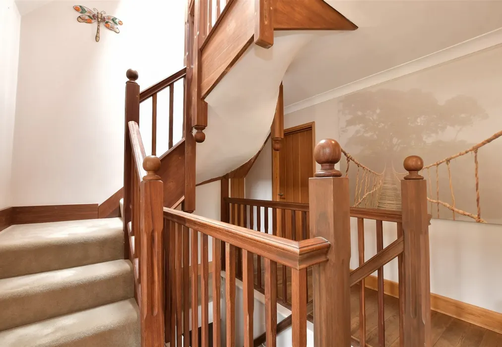 Hallway - Heron Hill Lane, Culverstone, Meopham, Kent - Wards of Kent