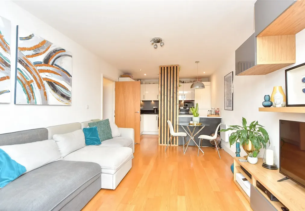 Kitchen/   Living Area - Dock Head Road, Chatham, Kent - Wards of Kent