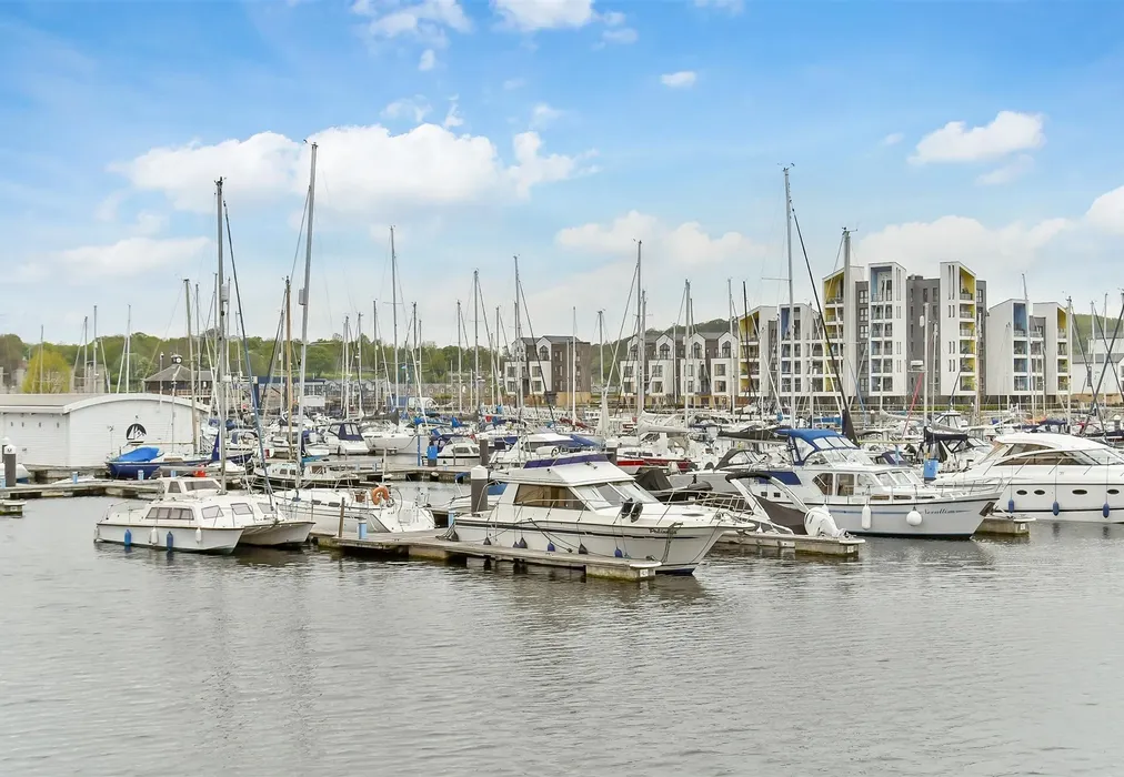 Surrounding Area - Dock Head Road, Chatham, Kent - Wards of Kent