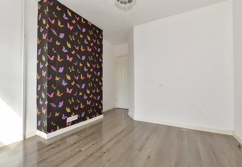 Bedroom 3 - Warwick Road, Cliftonville, Margate, Kent - Wards of Kent