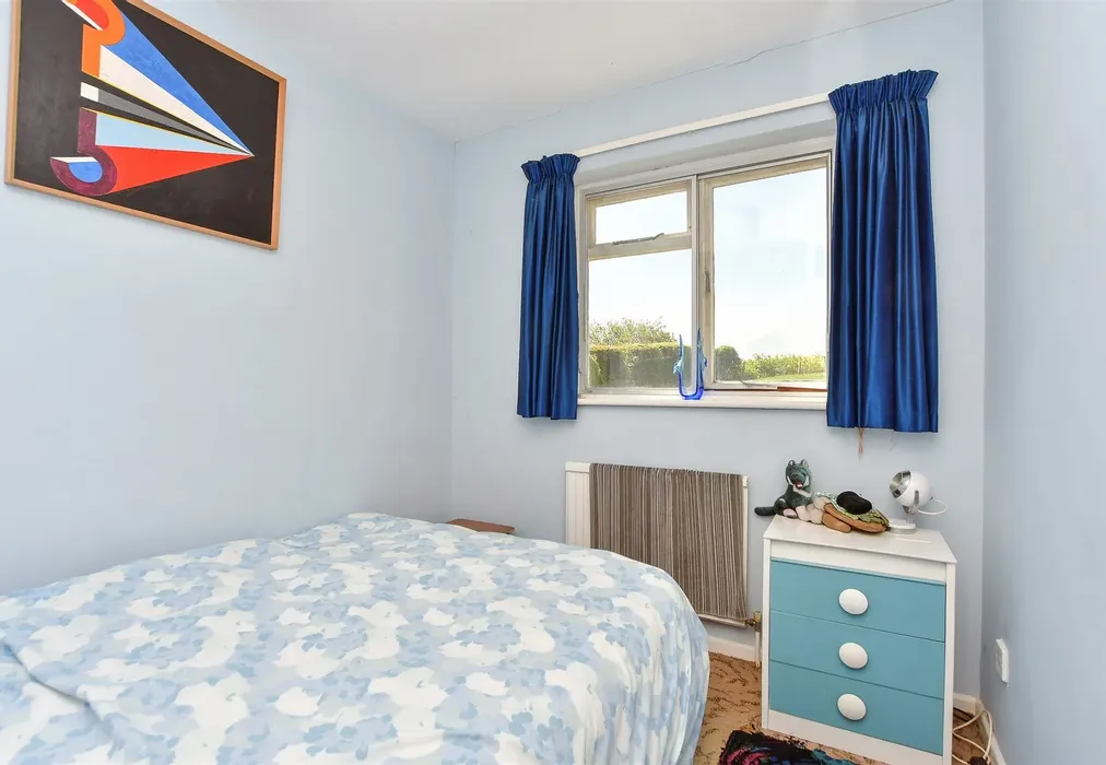 Bedroom 3 - Thorn Hill Road, Warden, Sheerness, Kent - Wards of Kent