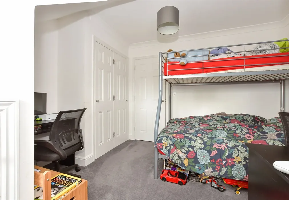 Bedroom 3 - Sherway Close, Headcorn, Ashford, Kent - Wards of Kent