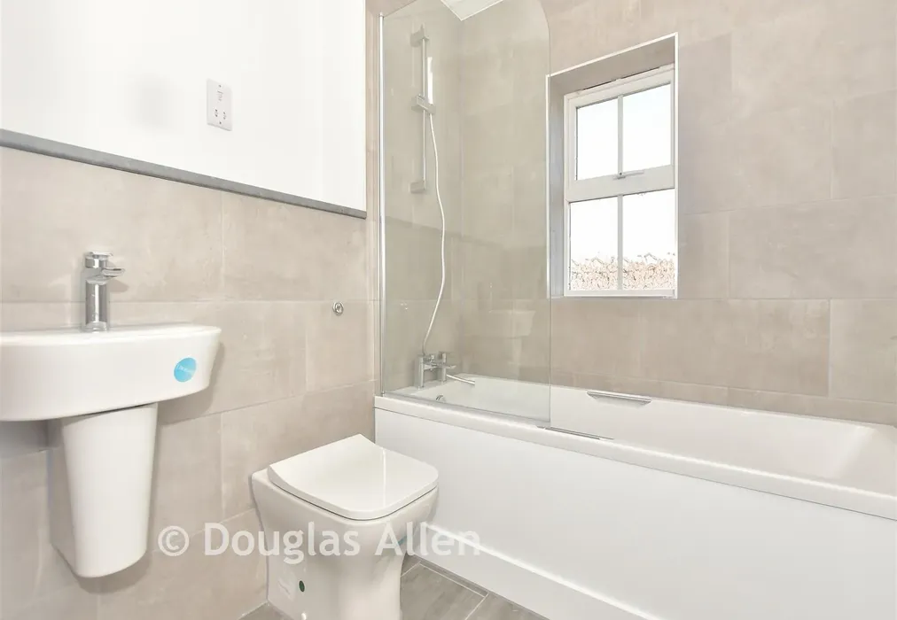 Bathroom - Heather Gardens, Waltham Abbey, Essex - Wards of Kent