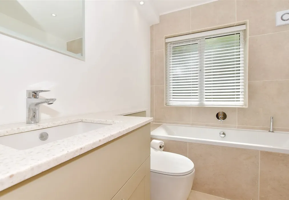 Bathroom - Mill Lane, Binfield, Newport, Isle of Wight - Wards of Kent
