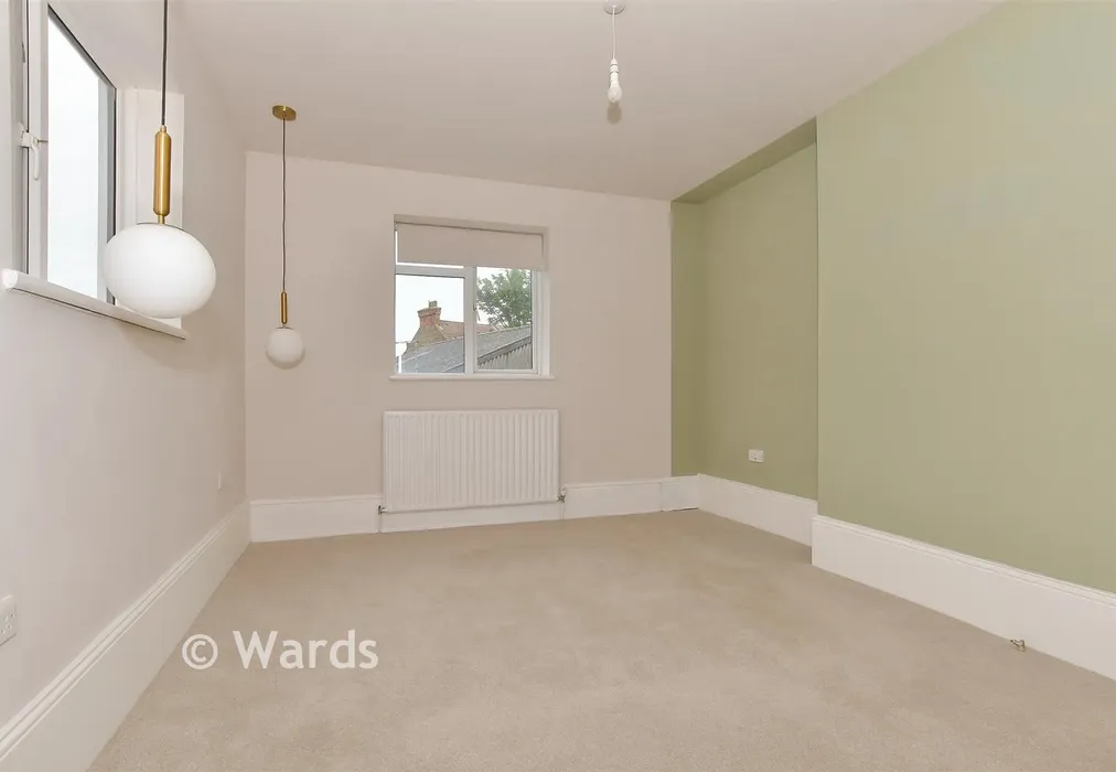 Bedroom 2 - Sea Street, Herne Bay, Kent - Wards of Kent